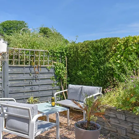 Cosy Feriehus Holker